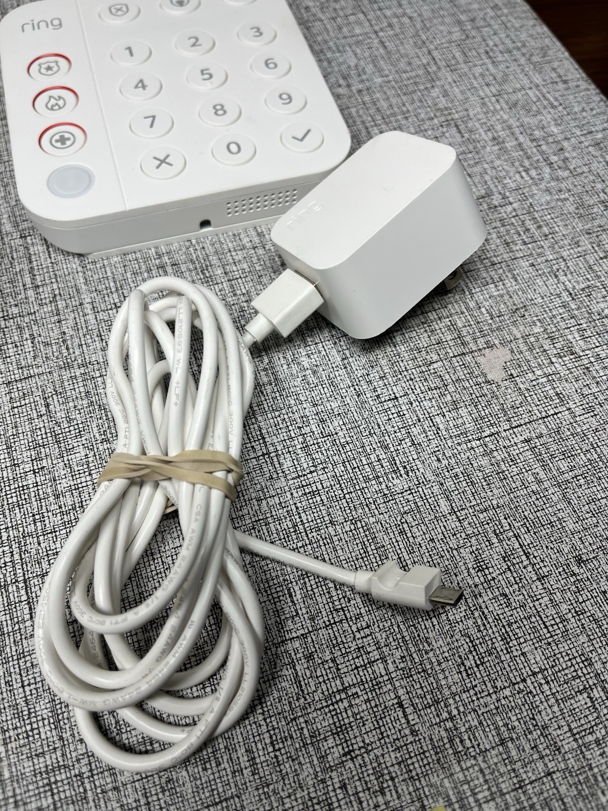 Ring Alarm Base Station 4HB1U9-0EN0 And Keypad 5AT2S7 [2nd Generation]