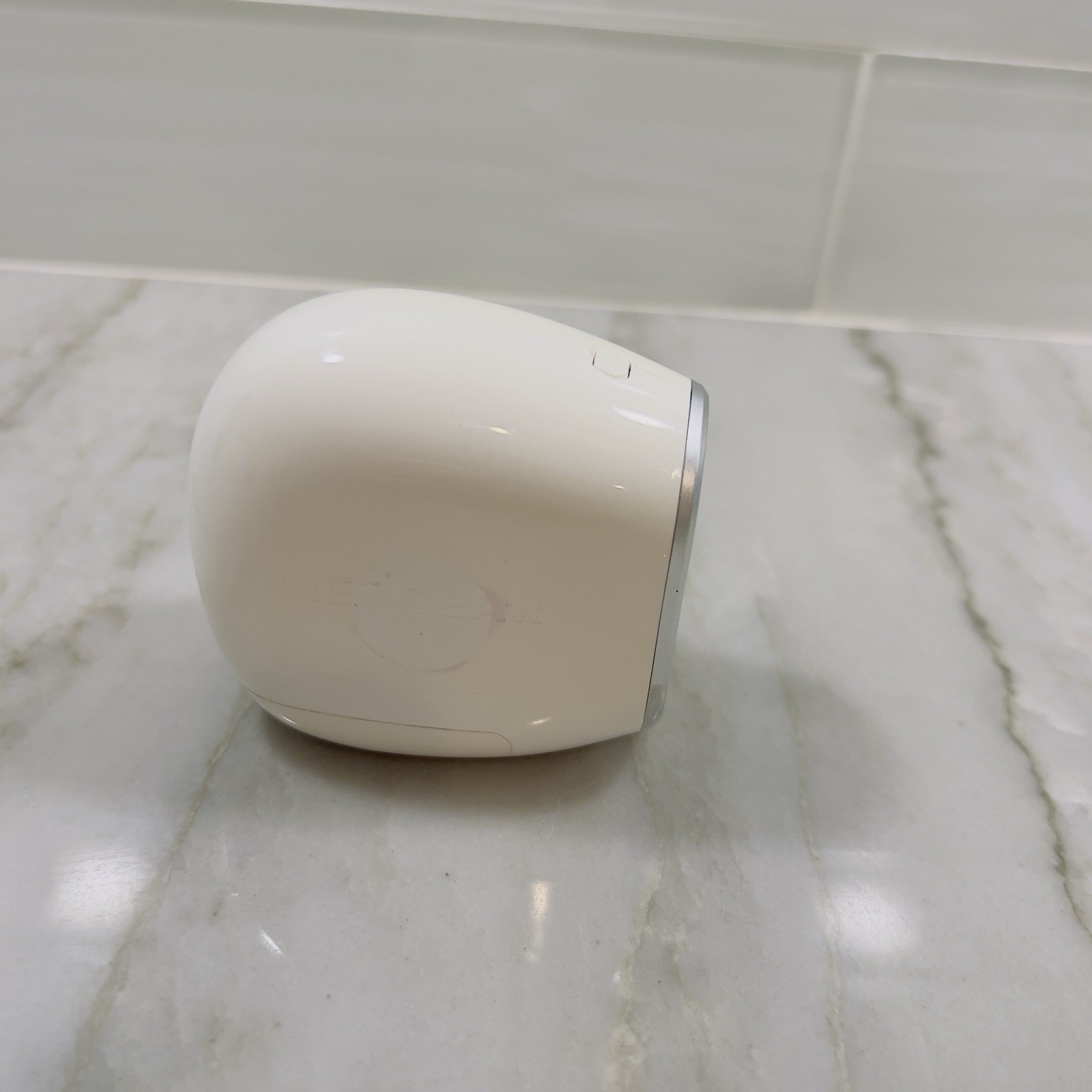 Netgear Arlo VMB3000 Base Station w/ 4 Cameras VMC3030 & Stand Used Tested Works
