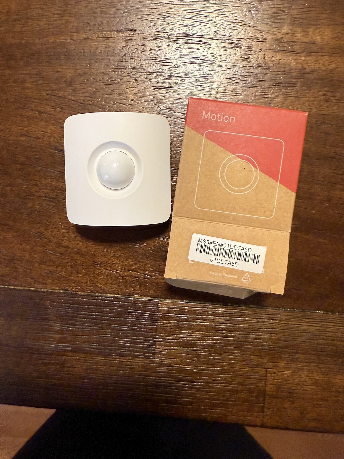 SimpliSafe HSK103 Home Security Kit with HD Camera – White (13 Pieces) (1444290)