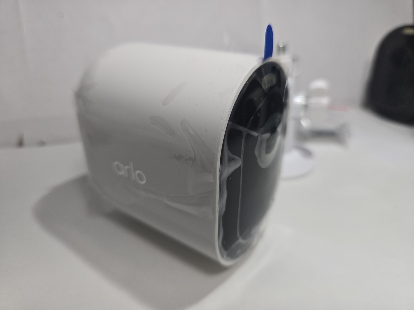 New Arlo Pro 5S 2K Indoor/Outdoor Wire Free Spotlight Security Camera – White