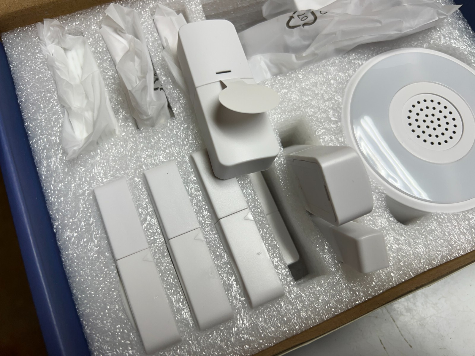 Tolviviov 8 Piece Smart Home Alarm System Wifi NEW OPEN BOX ALEXA