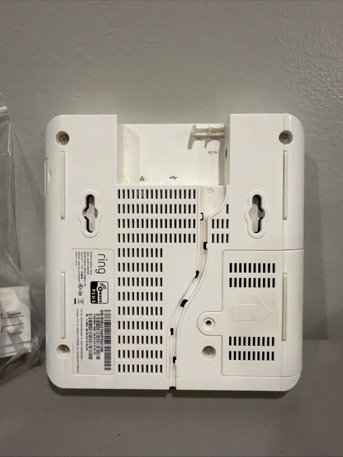 Ring Alarm Base Station -1st Gen- 4HB1S70EN0 w/ AC Adapter. Unknown Registration