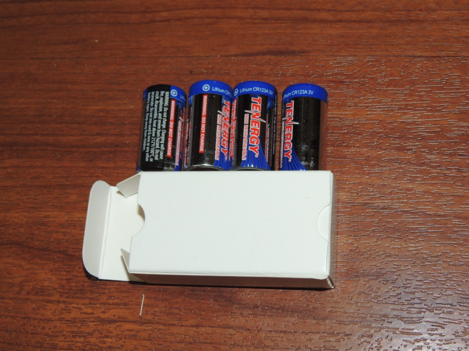 Lot of 4 – New Genuine Tenergy CR123A Lithium 3V Batteries – NON-RECHARGEABLE
