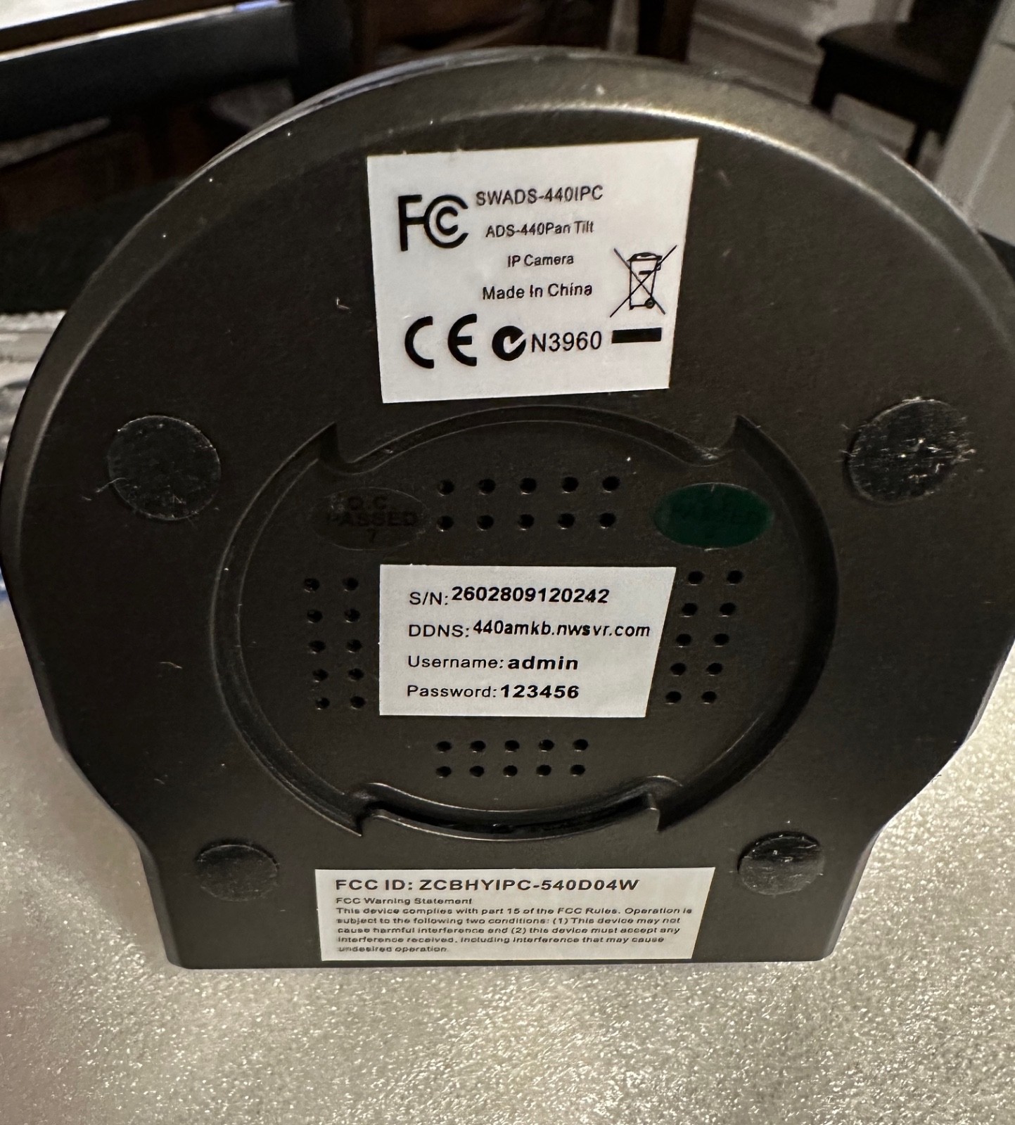 SwannEye SWADS-440IPC Video Security Wireless IP Network Camera (READ)