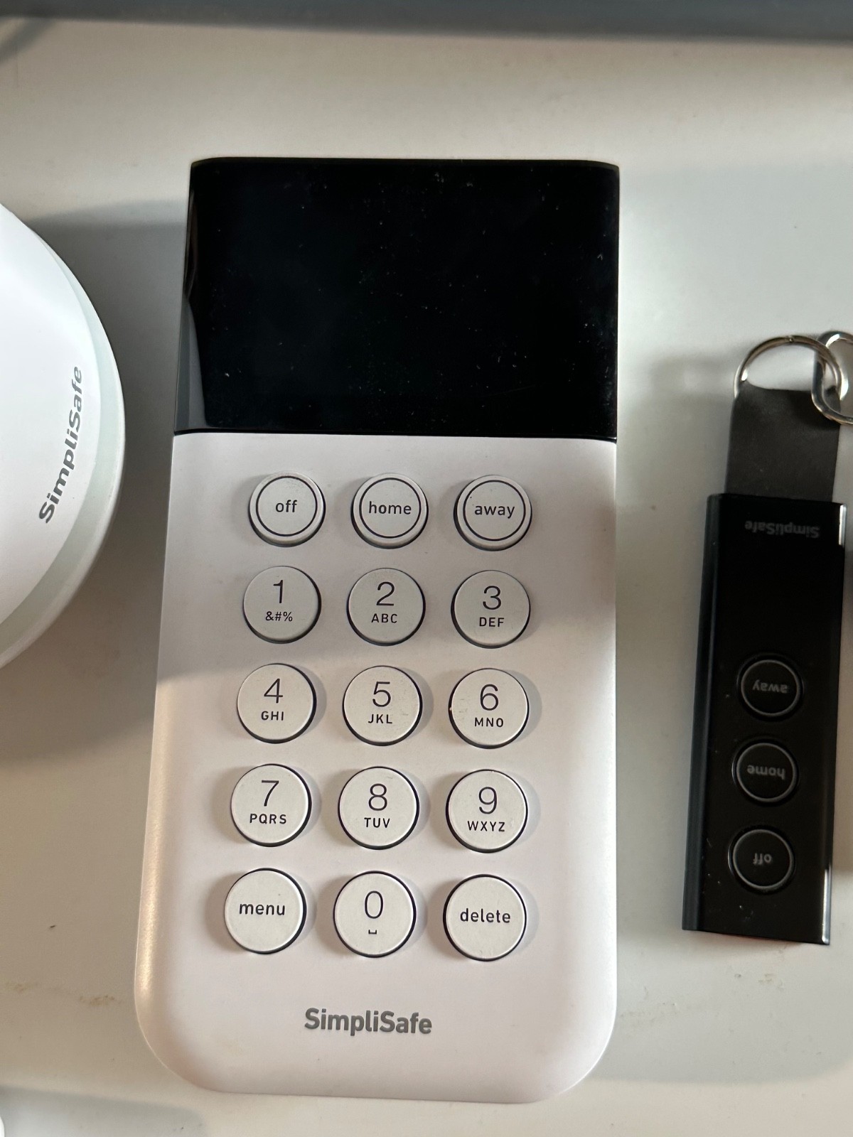 SimpliSafe Wireless Home Security Kit with Alexa and Google – 10 Piece