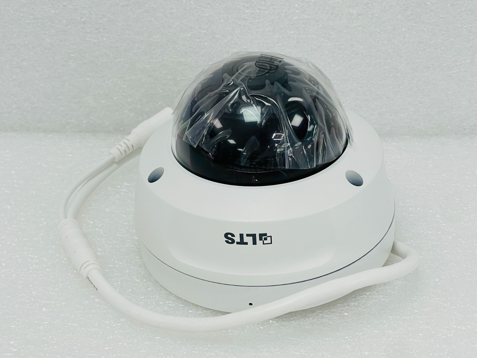 CMIP7342W-28MDA HD IP 4MP 2.8 mm WDR Bolt In Mic Deep Learn Vandal Dome Camera