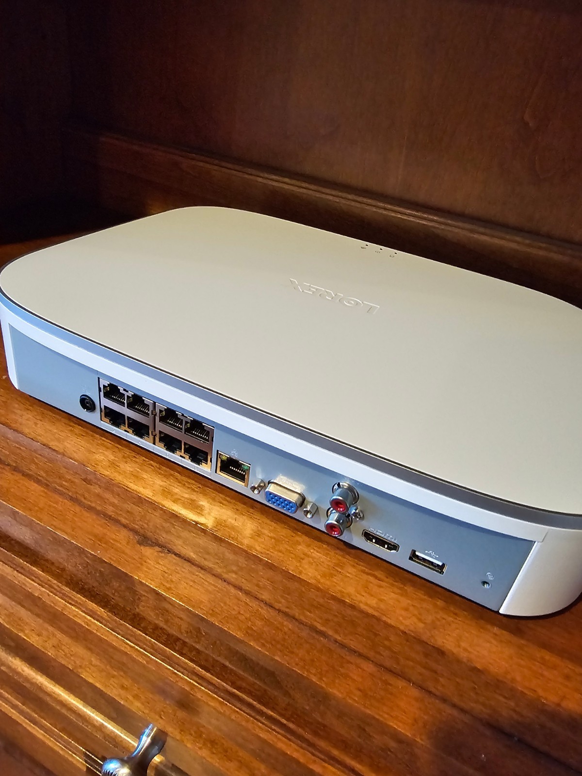 Lorex 4K Ultra HD 8-Ch POE Wireless Fusion NVR 8TB HDD N841A8-Z