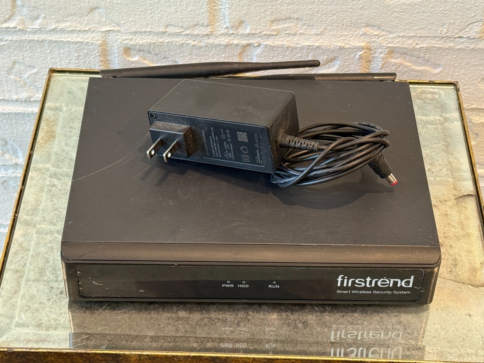 Firstend FTUS-W8CHNVR-XM Wireless NVR Security System Recorder w/ Power Adapter