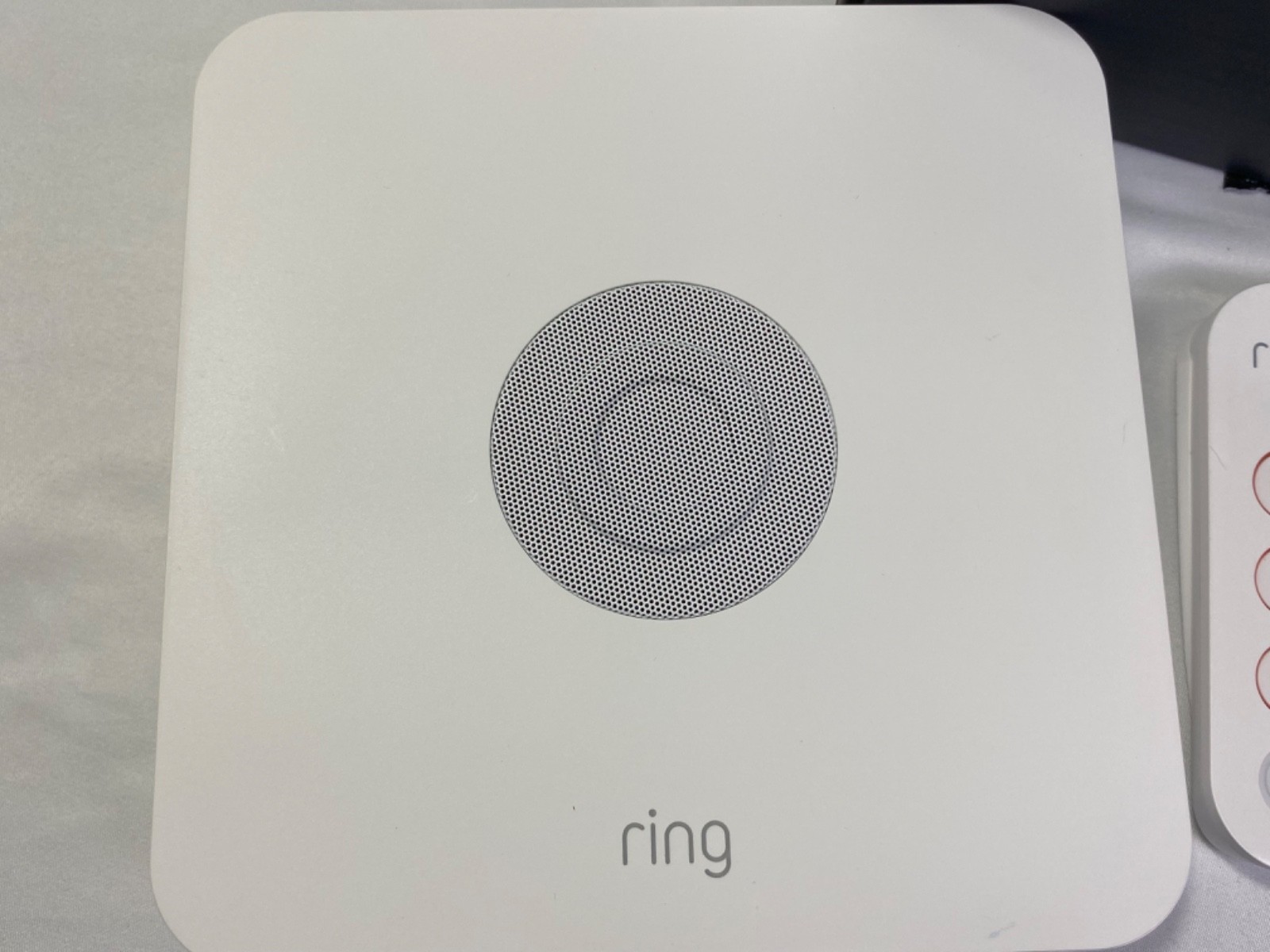 Ring ZWAVE PLUS 2nd Gen Base Station for Wireless Home Security Systems 4HB1U9