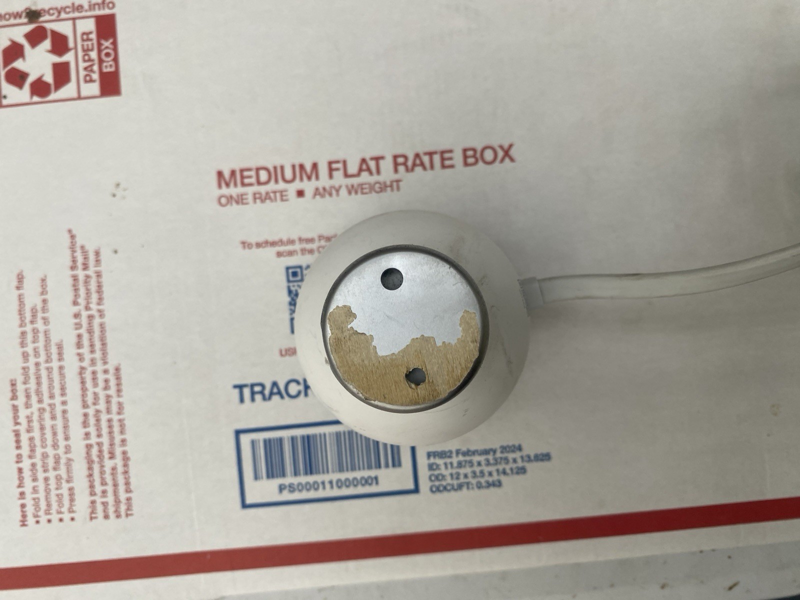 Google Nest Cam Outdoor 1st Gen A0033 NC2100ES A0038 W/ Mount Check 2nd Picture