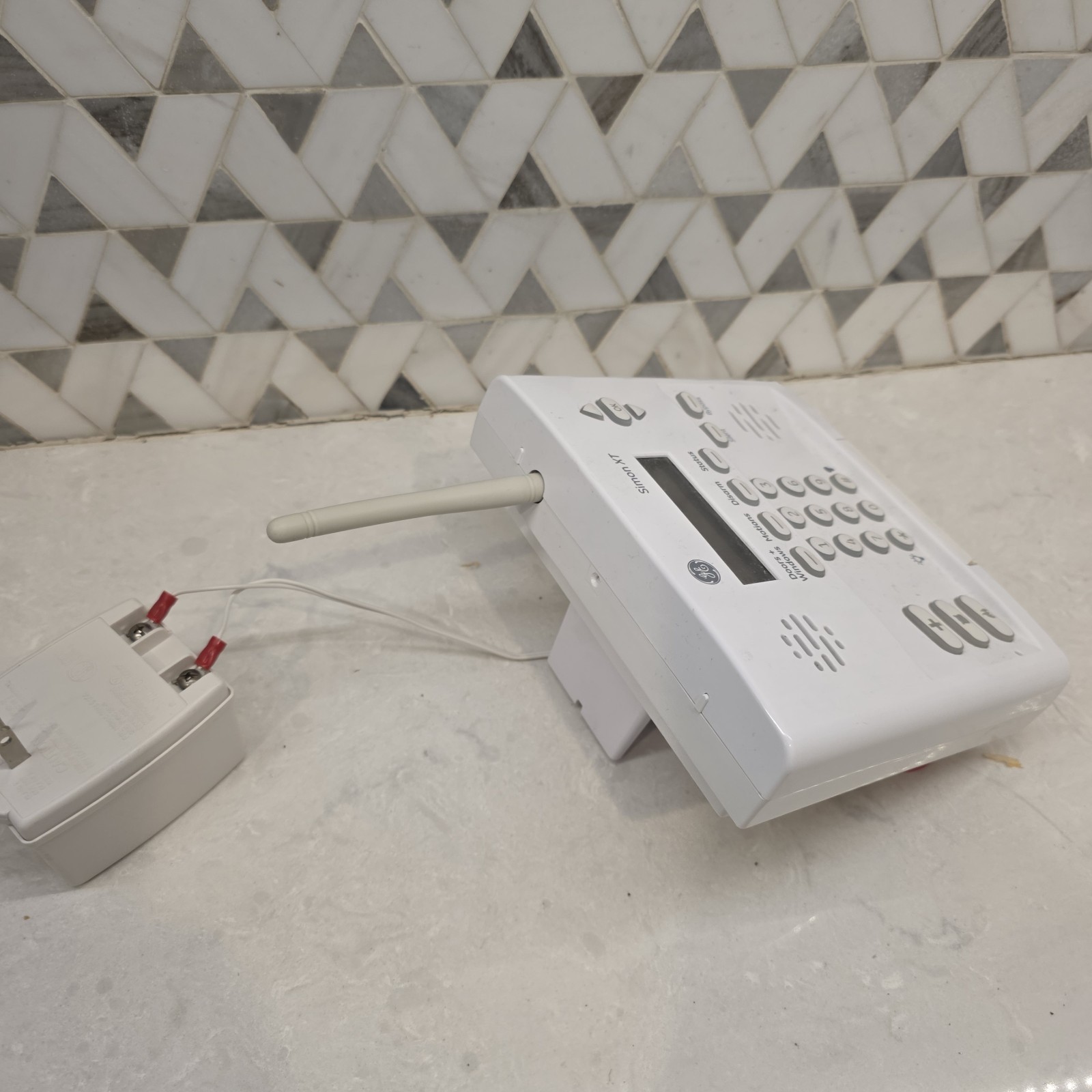 GE Simon XT 600-1054-95R Wireless Security ALARM PANEL BOARD V2 UNIT, Panel only