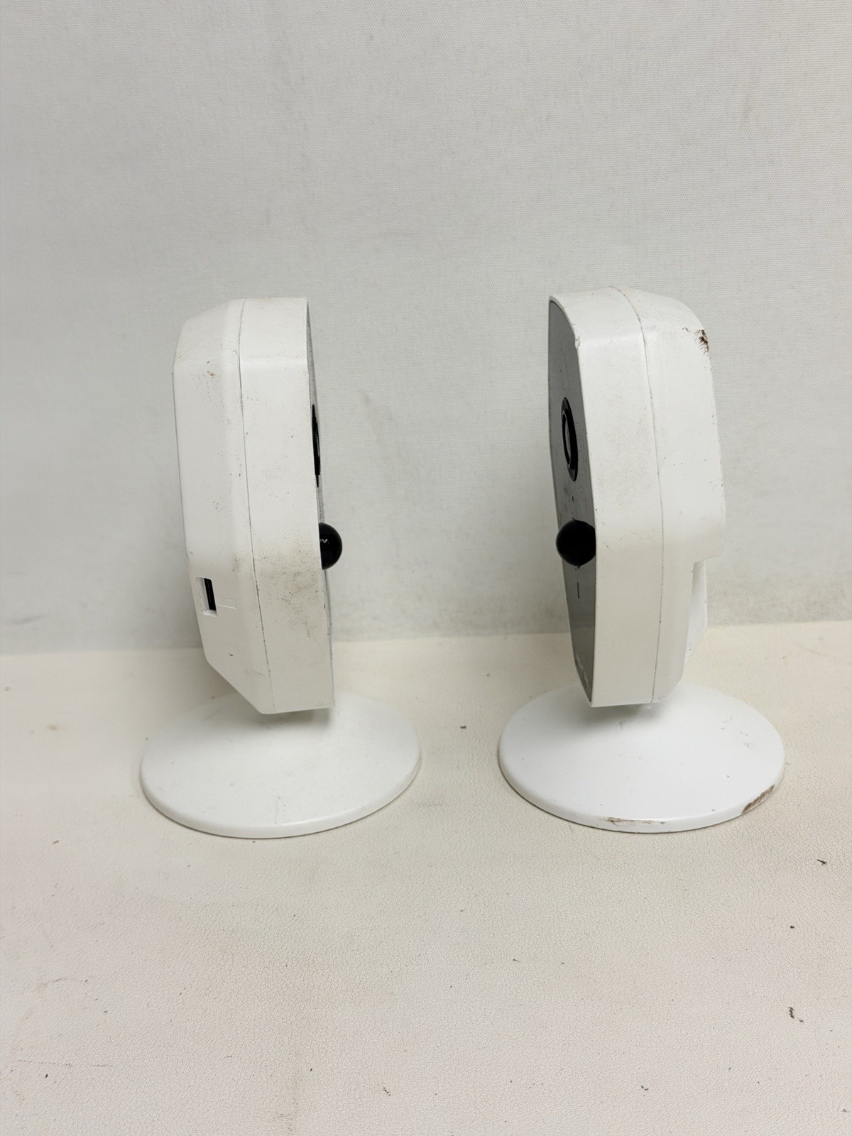 Lot of 2 – Night Owl Wireless Indoor Security Cameras (WCM-HT20W-IN)