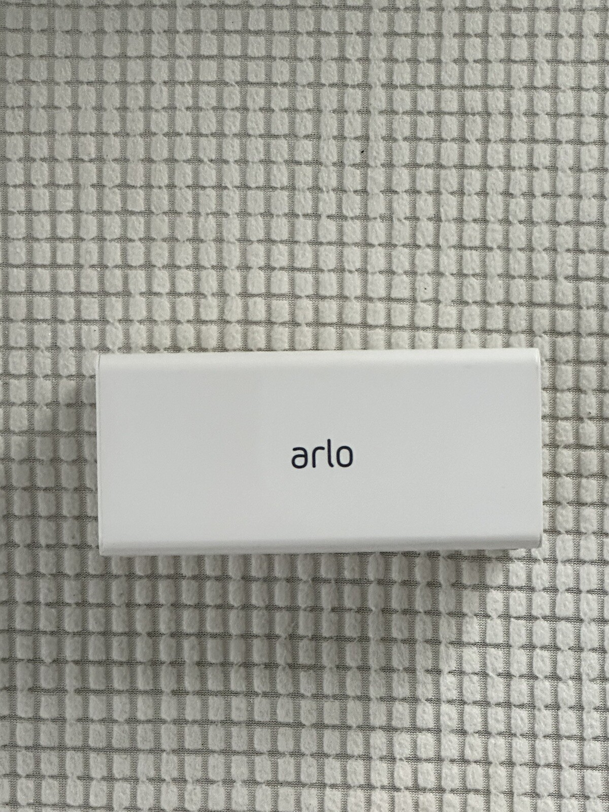 Arlo Surveillance Complete Kit(Base, Cameras, Batteries, Solar Panels, Chargers)