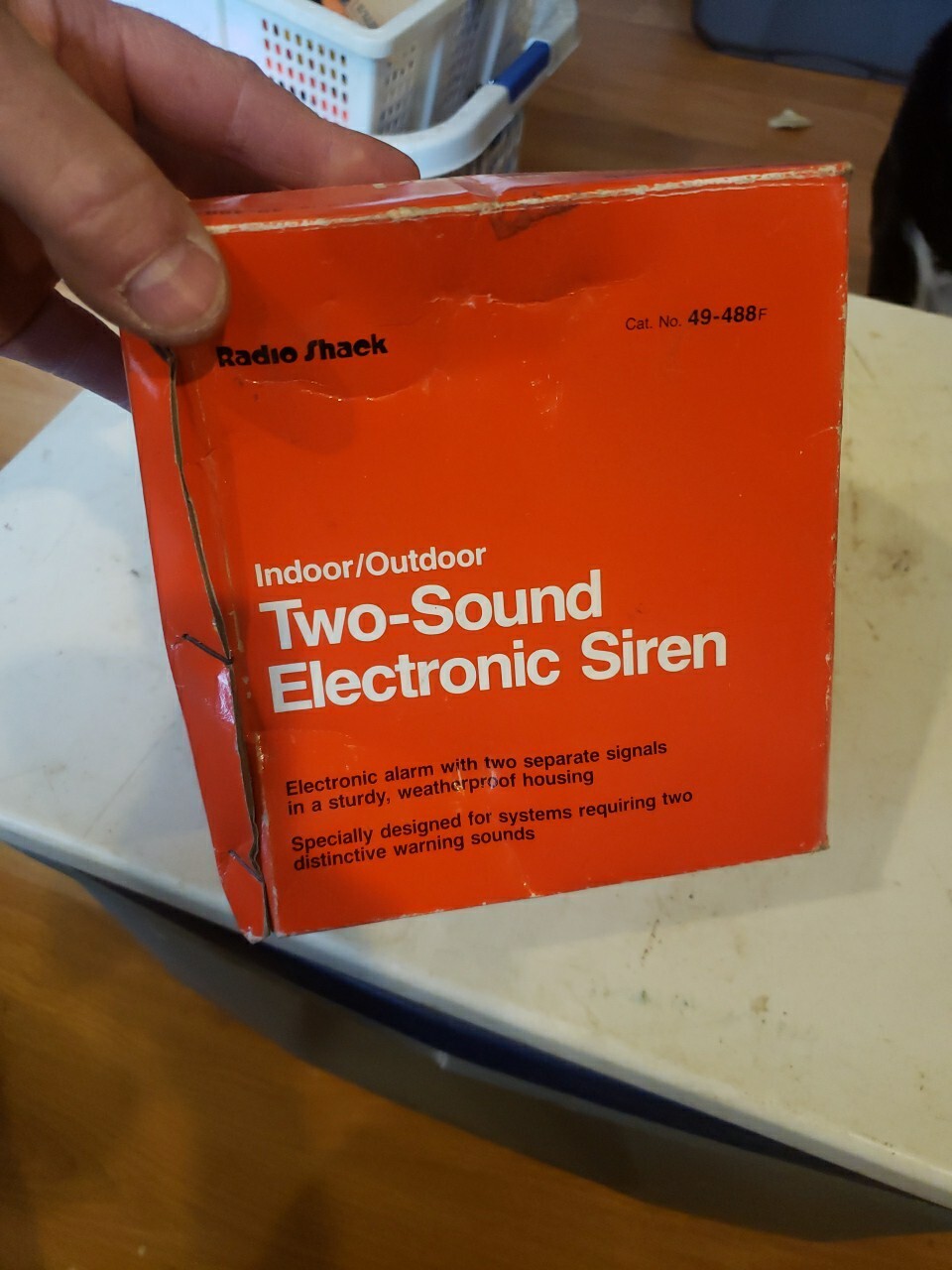 NOS Radio Shack Indoor/Outdoor Two Sound Electronic Siren Alarm 49-488f NEW