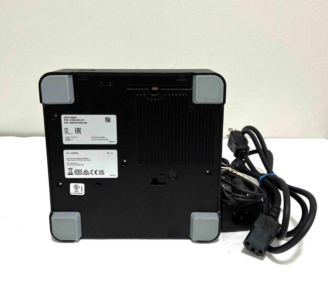 Axis Communications W800 System Controller 01964-001-01 “Locked”