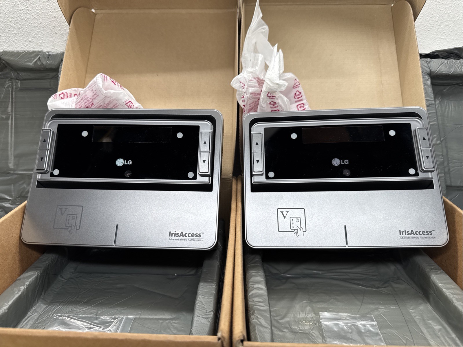 Lot Of 2 IRISACCESS iCAM4000R iCAM7 Multifactor Biometric Iris Reader “UNTESTED”