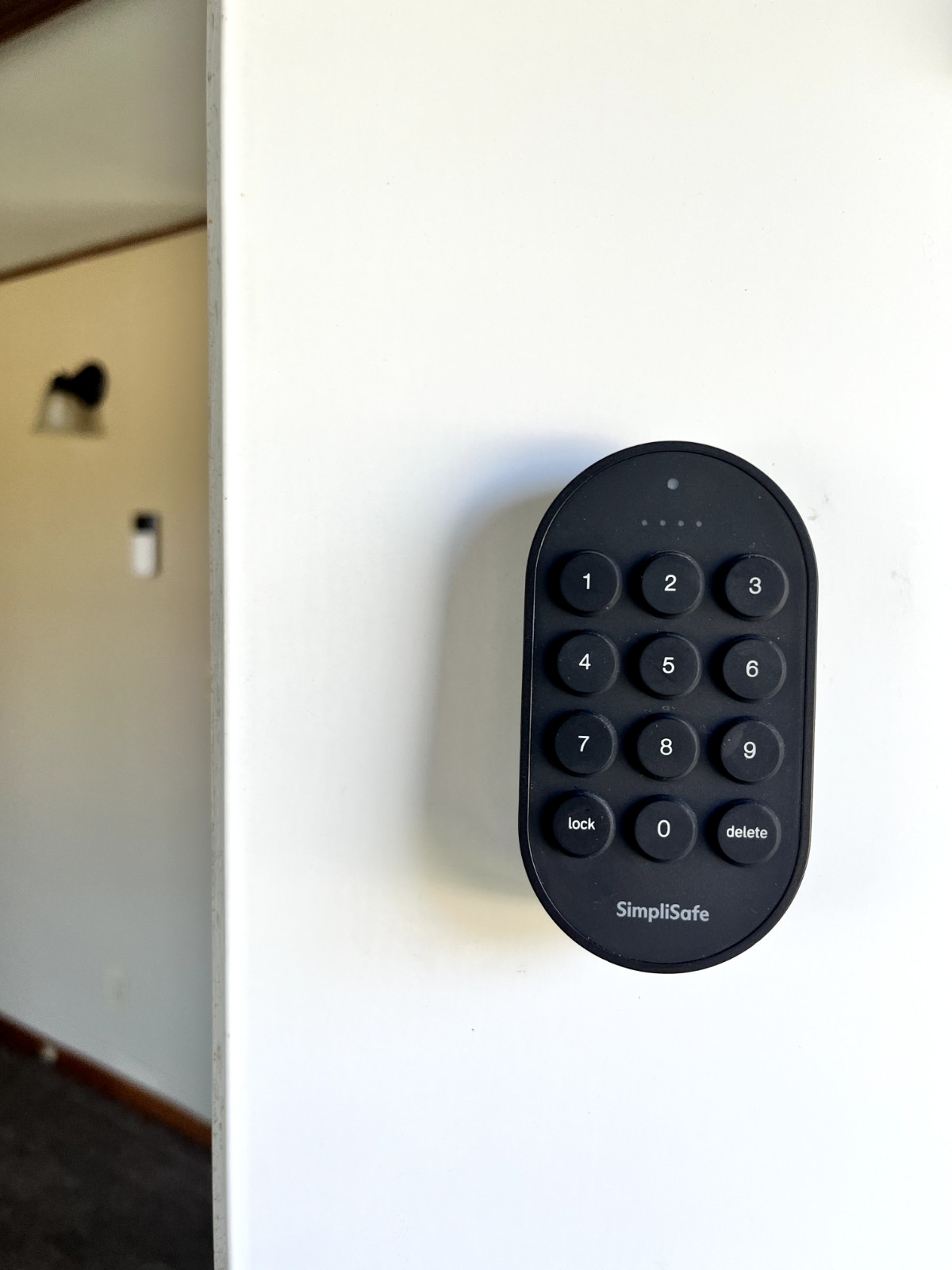 SimpliSafe Security System – 15-Piece Kit – Cameras + Sensors – Used 9 Months