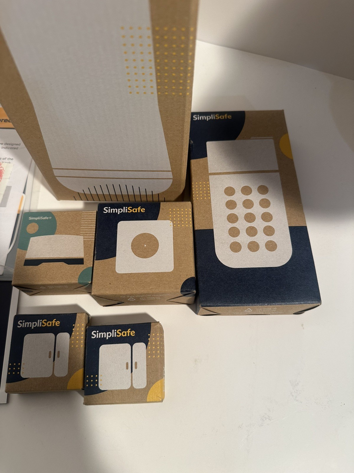 Simplisafe Base Station, Entry Keypad, 1 Water, 1 Glass and 2 Window Sensors