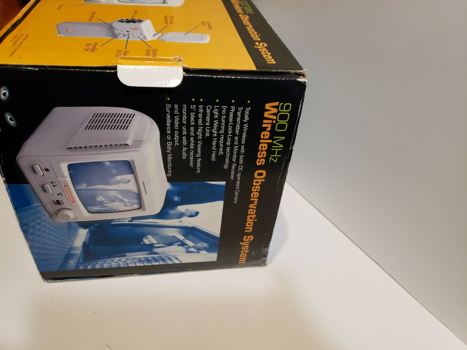 Remington 900 MHz Wireless Observation System includes two cameras