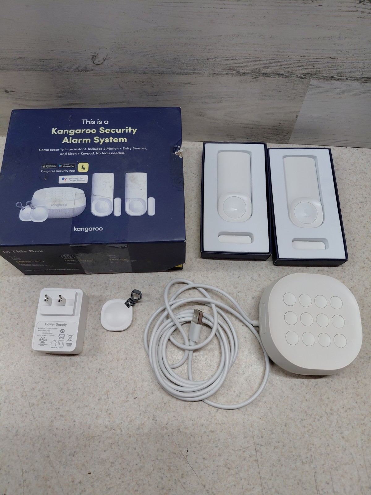 KANGAROO Security Alarm System. 2 Motion + Entry Sensors, Siren And Keypad