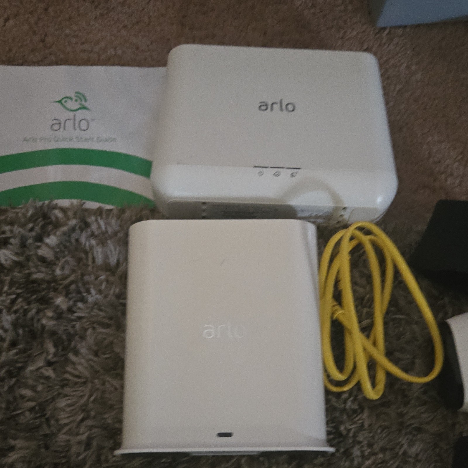 Arlo pro 3 Wireless IP Cameras System White w/ Mounts, Batteries, Charger