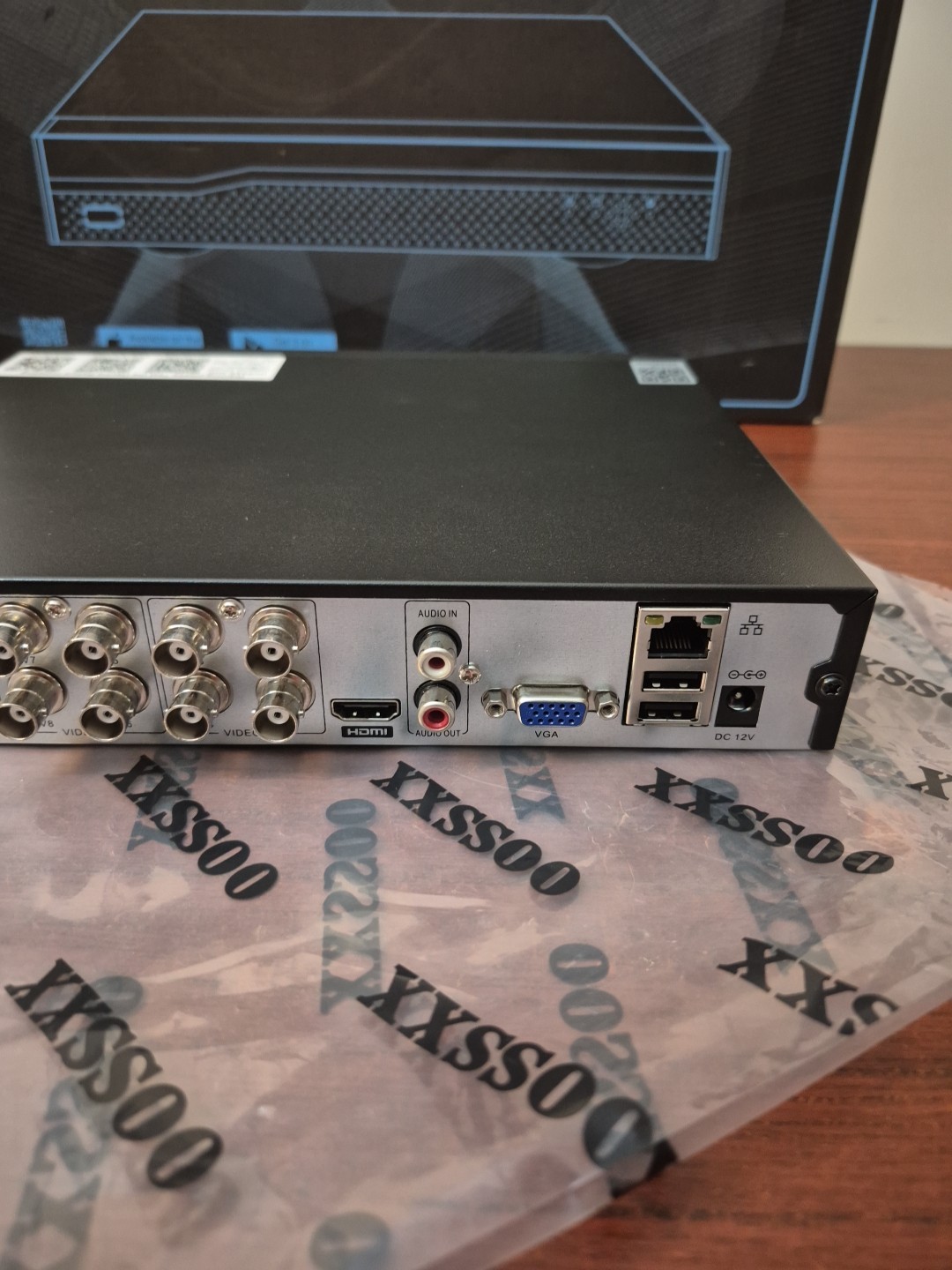 DVR 8-Channel Hybrid Capability 5-in-1 Digital Video Recorder 5.0MP HD Securi(No