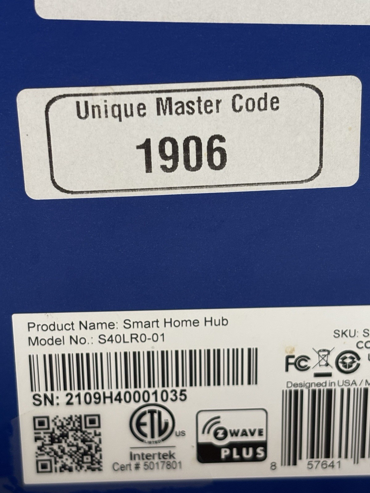 Blue by ADT Smart Home Hub Graphite S40LR0-01-PG – OPEN BOX ***SEE DESCRIPTION *