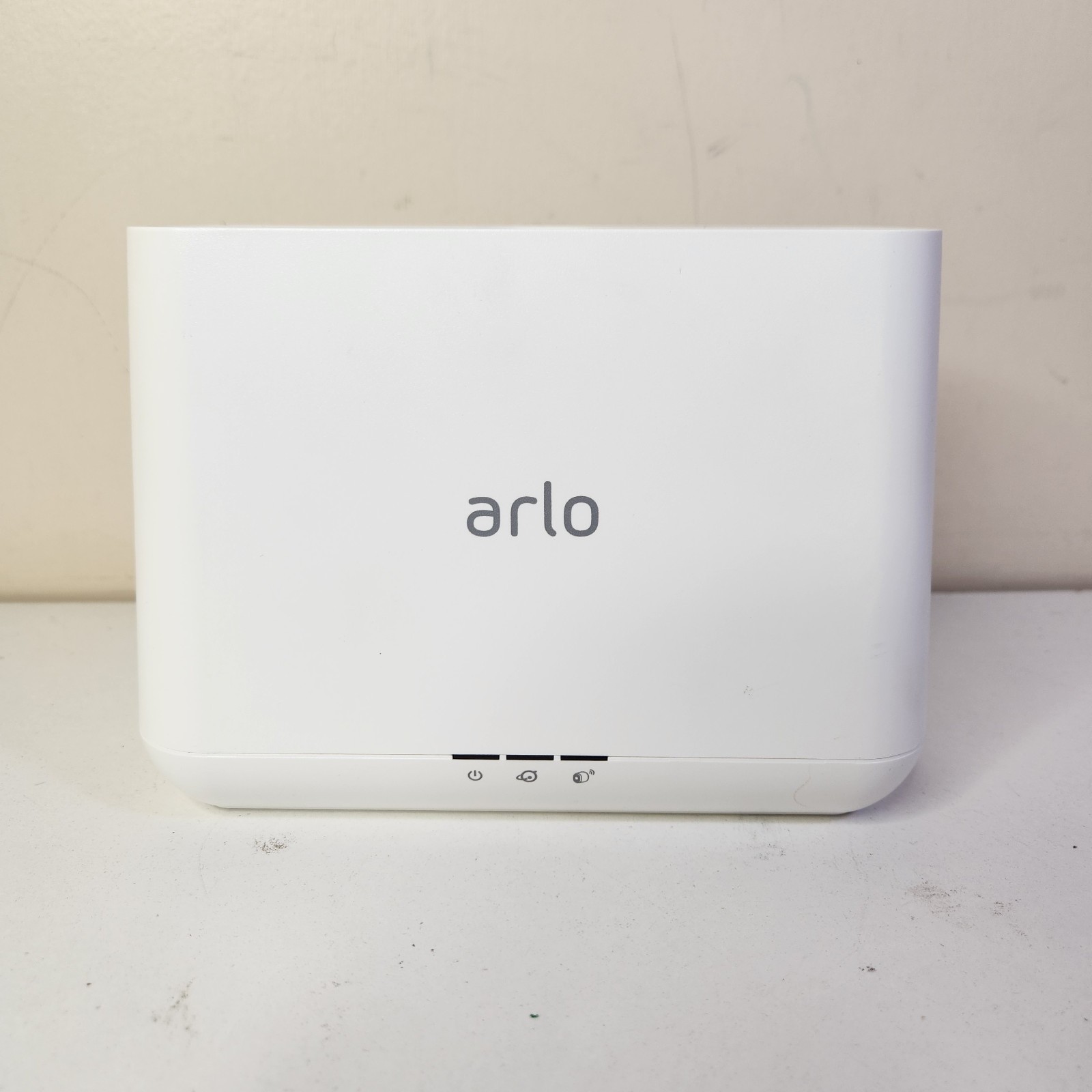 Netgear Arlo Pro VMB4000 Wireless Security Camera Base Station w/ Cord FOR PARTS