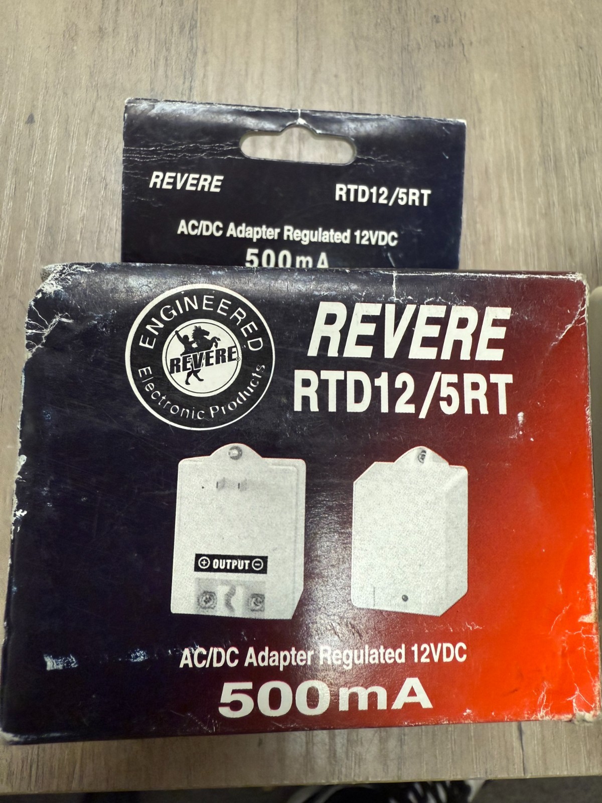 REVERE RTD12/5RT 12VDC Regulated 500mA Power Supply, w/ LED