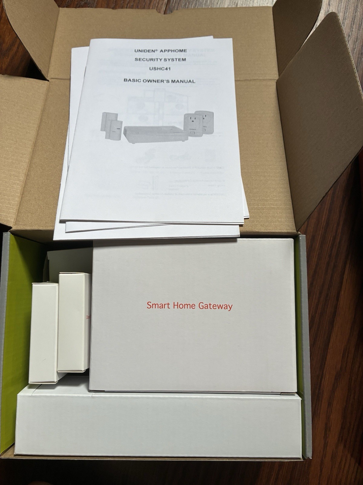 Uniden Protector USHC41 Home Security Kit W/ 8 AppHome Sensors Alarms