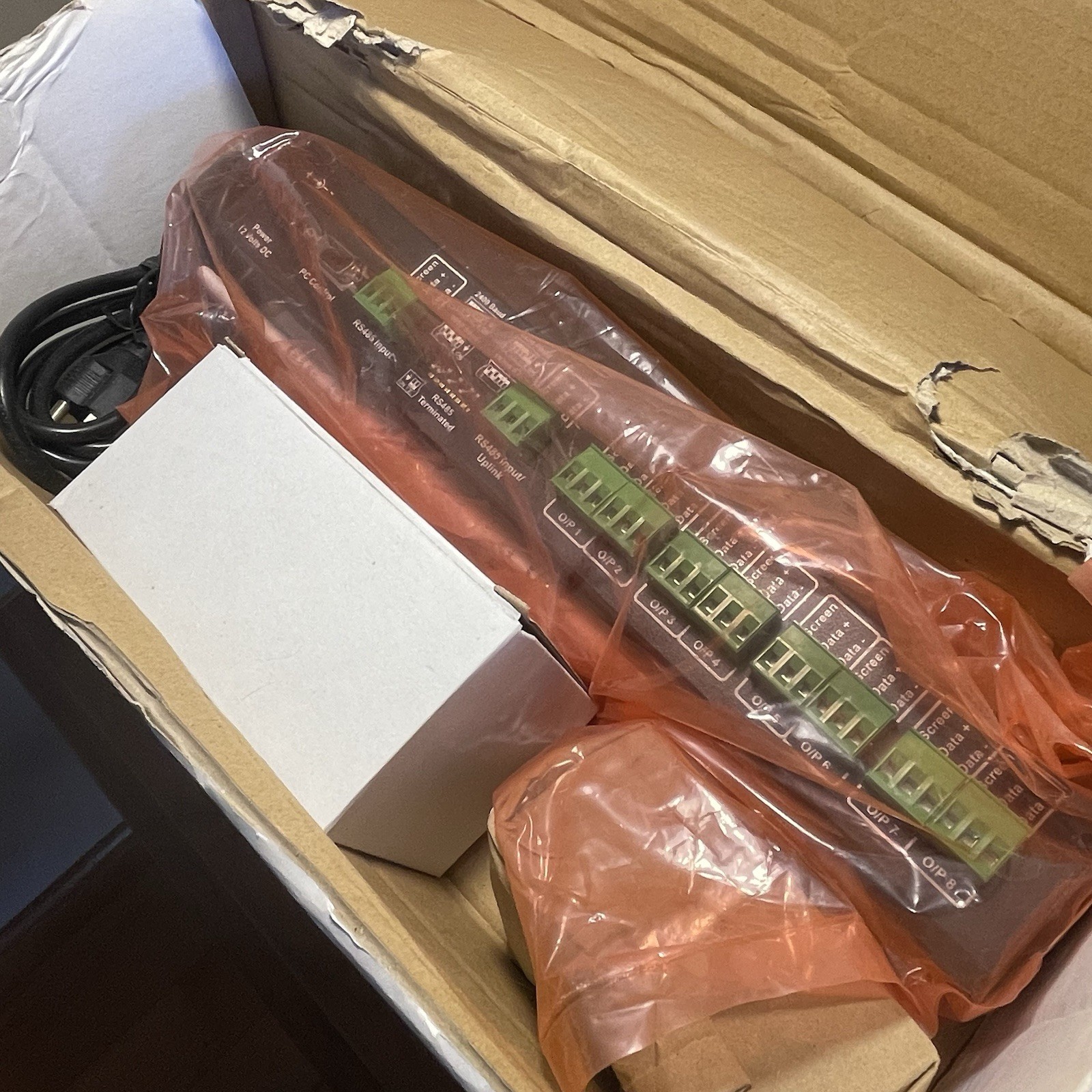 HONEYWELL HDCD8TP 8 PORT CODE BI-DIRECTIONAL DISTRIBUTION UNIT