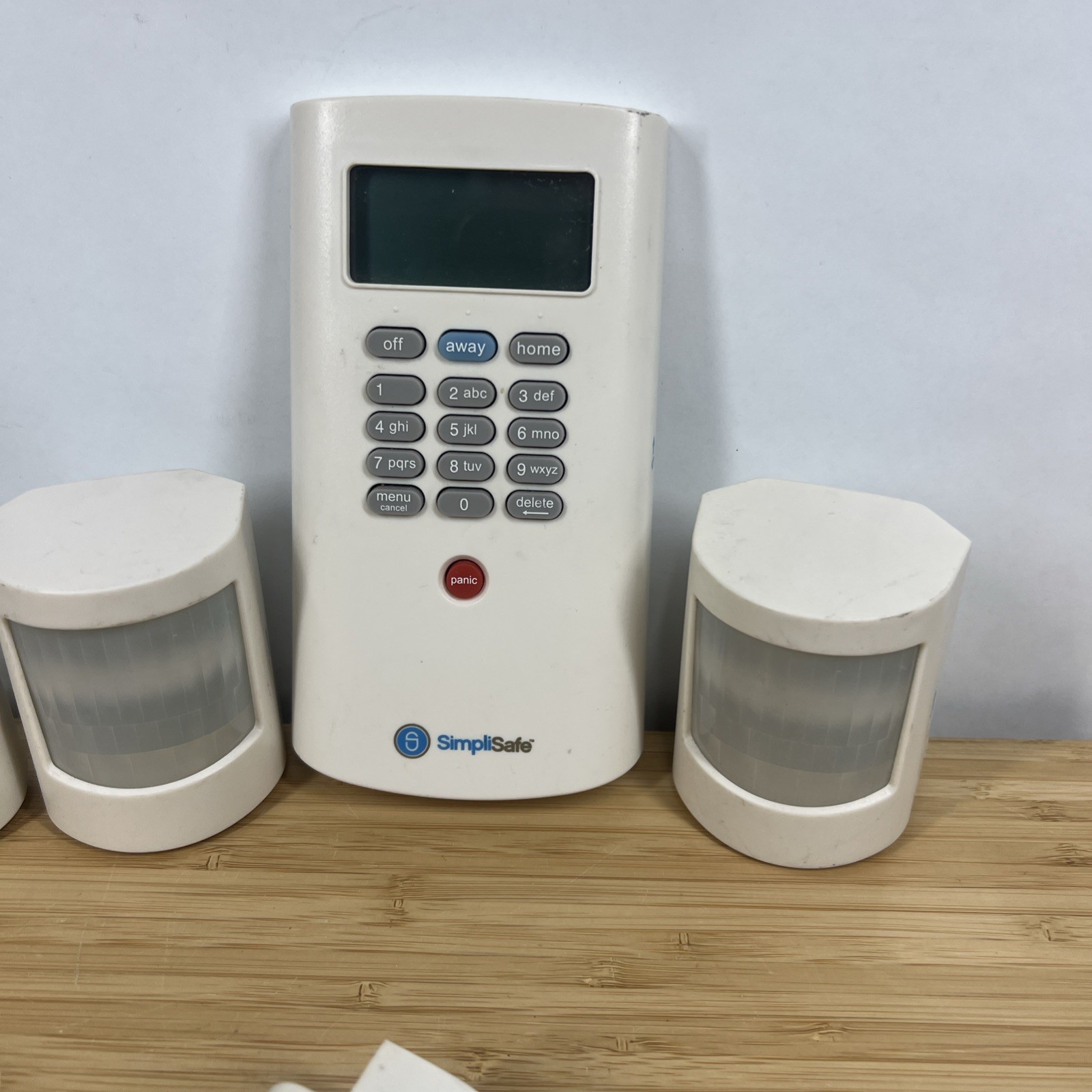 SimpliSafe BS2000 1st Generation Home Security System Keypad Sensors Lot