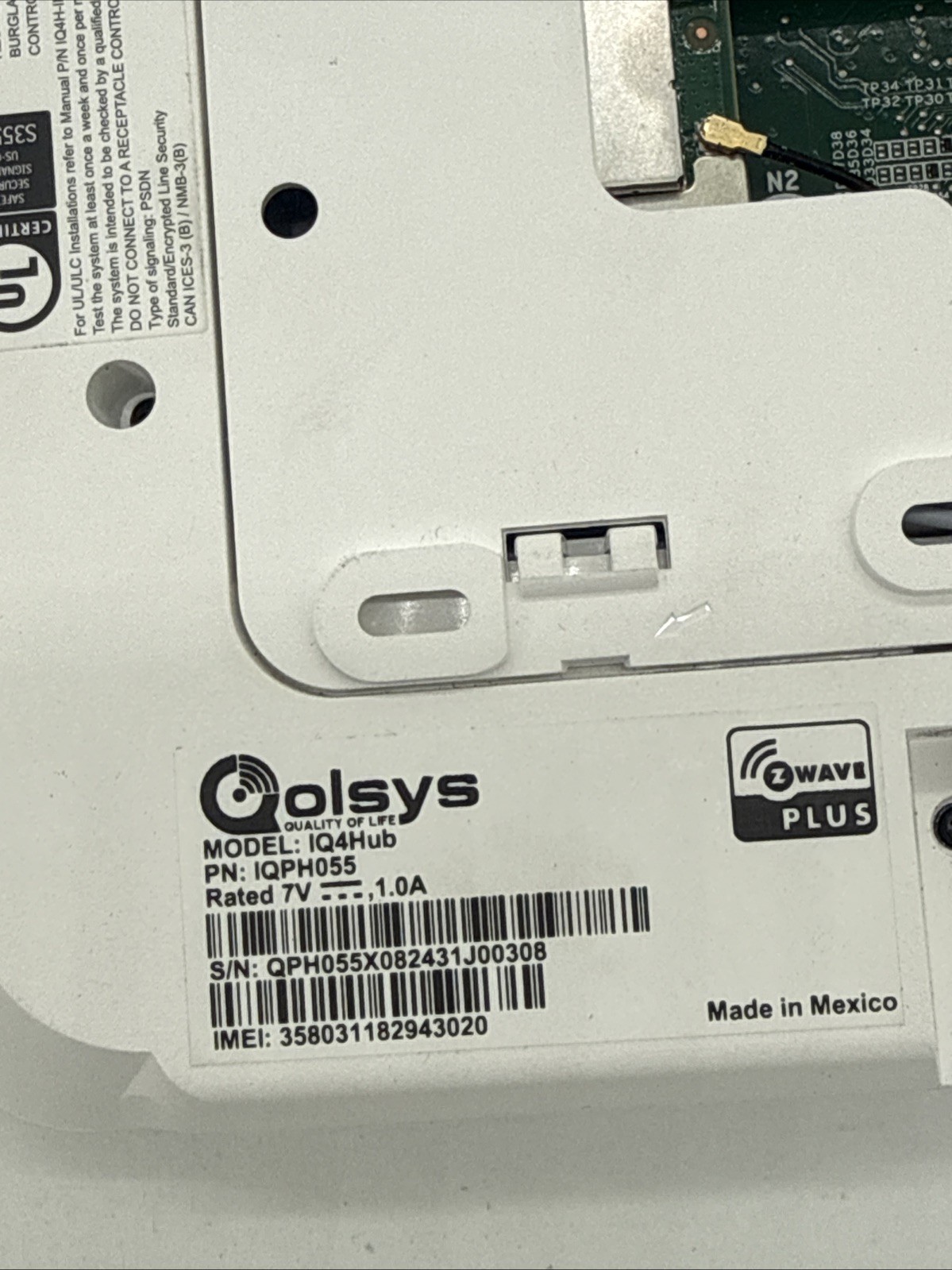 Qolsys IQPH055 iQ4 Hub 7″ Touchscreen & Power Adapter