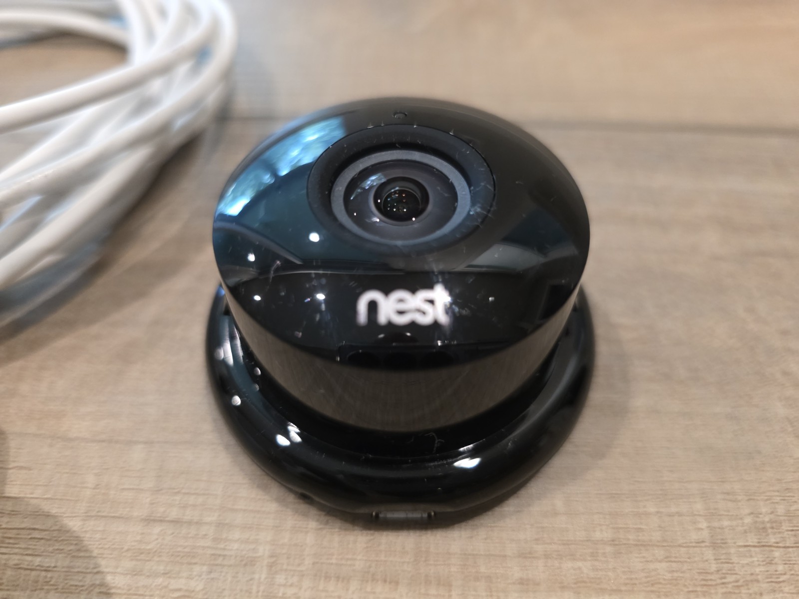 Decent Condition Google Nest Cam Indoor Security Camera NC1102ES UVG