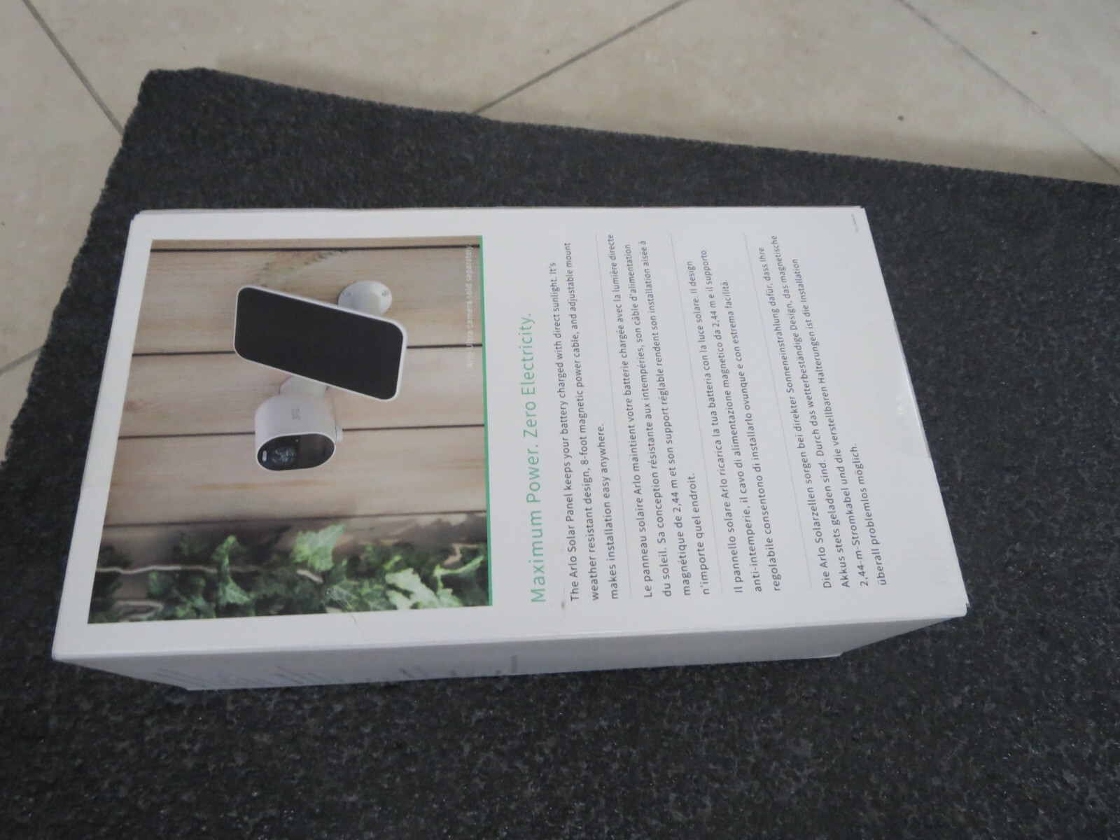 Arlo White Solar Panel Charger VMA5600-10000S new