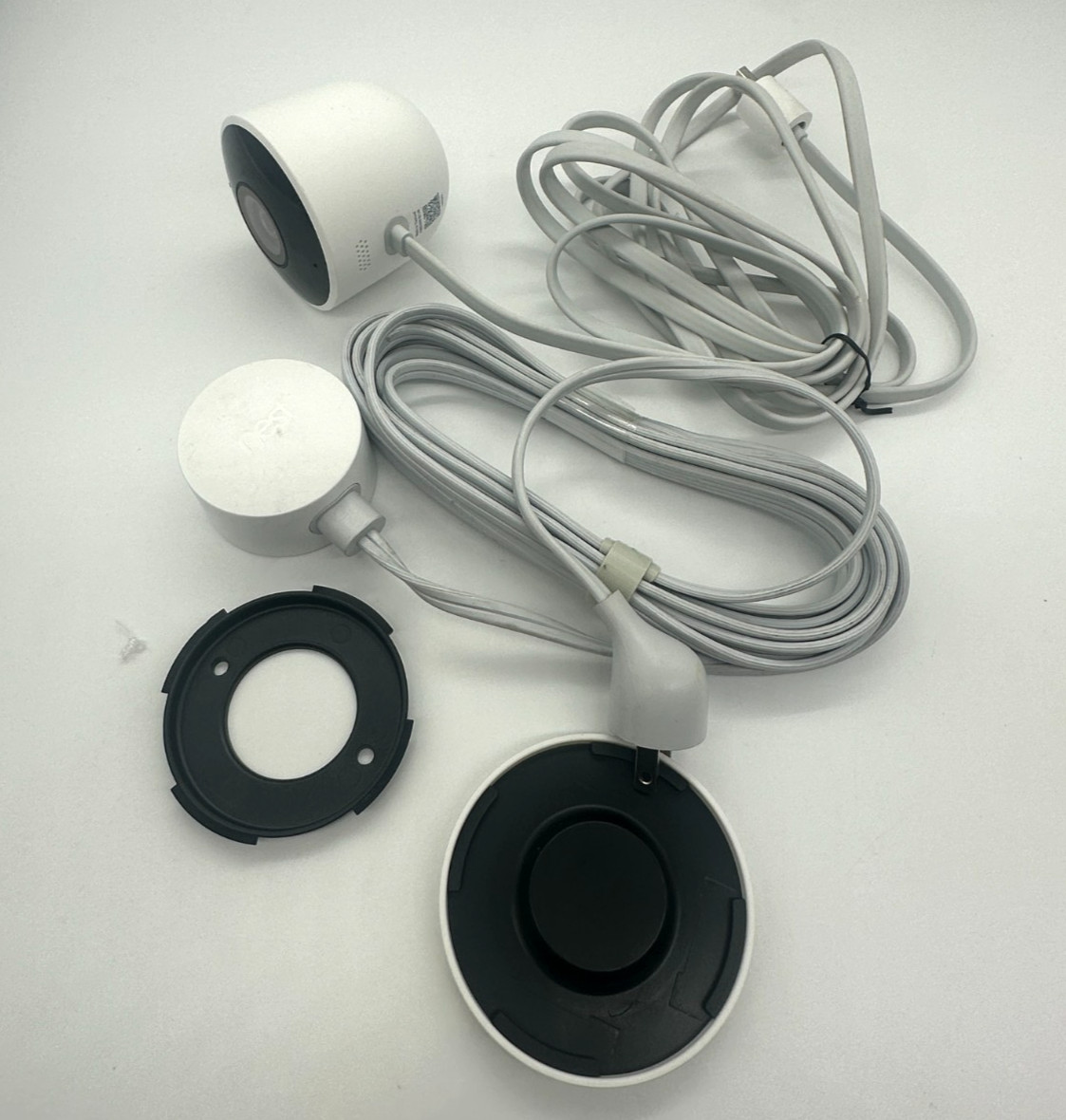 Google Nest Cam Indoor A0033 – 1080p WiFi Security Camera w/ Power Cable & Magne