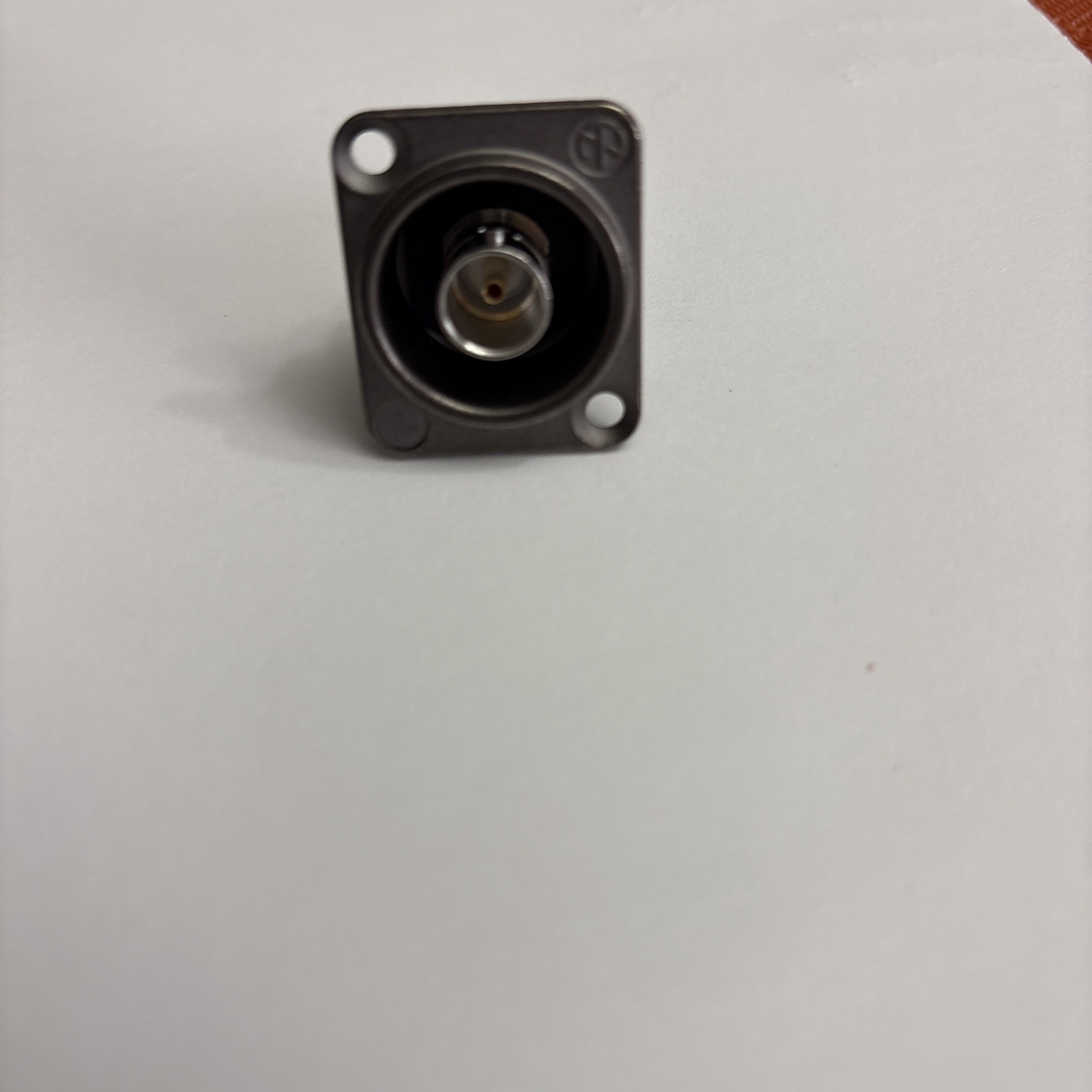 Neutrik NBB75DFIB BNC