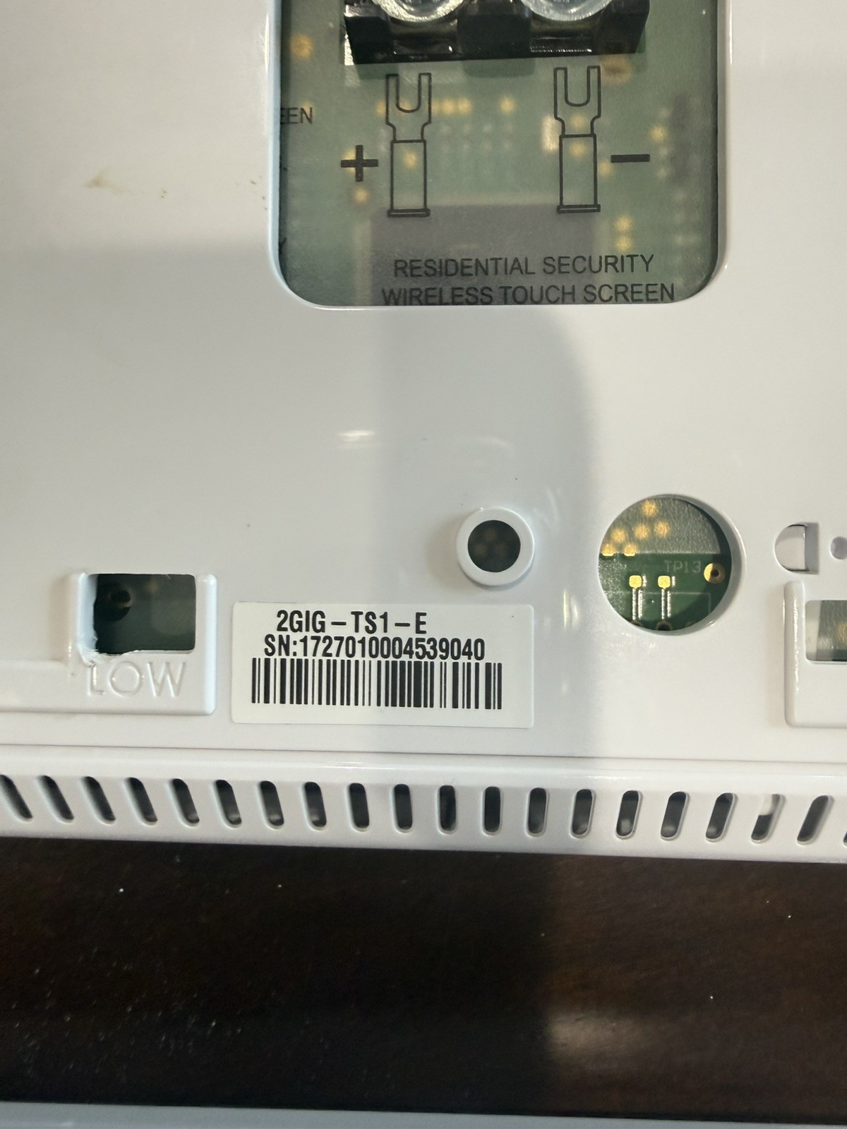 2gig gc2e security control panel includes a 2gig-Ts1-E panel