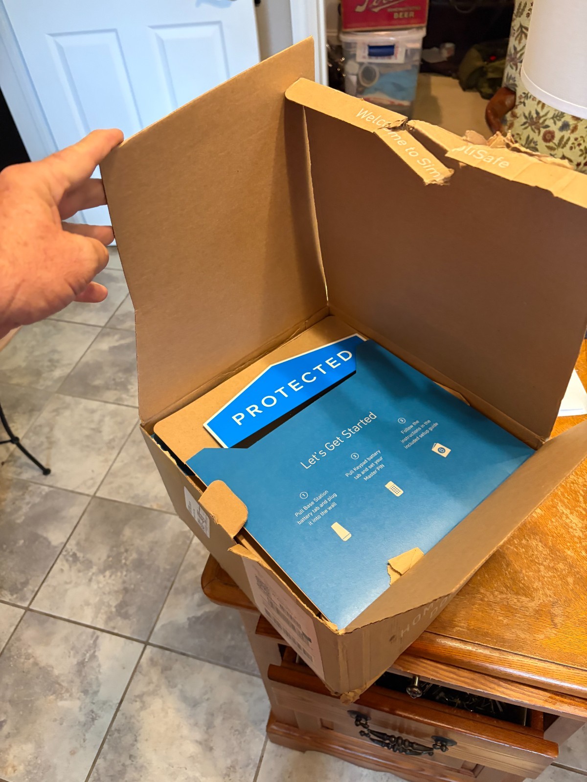 Simplisafe Oakhaven Security System Unused 15 Pieces