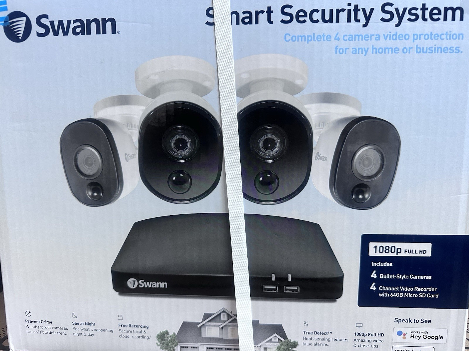 Swann Smart Security System Full HD 1080p 4 Channel video recorder 4 Cameras