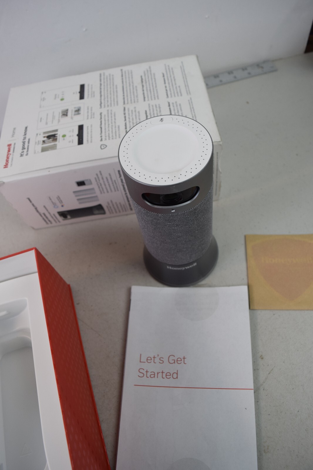 Honeywell Home Smart Home Security Self-Monitored System Starter Kit. RCHS5230WF