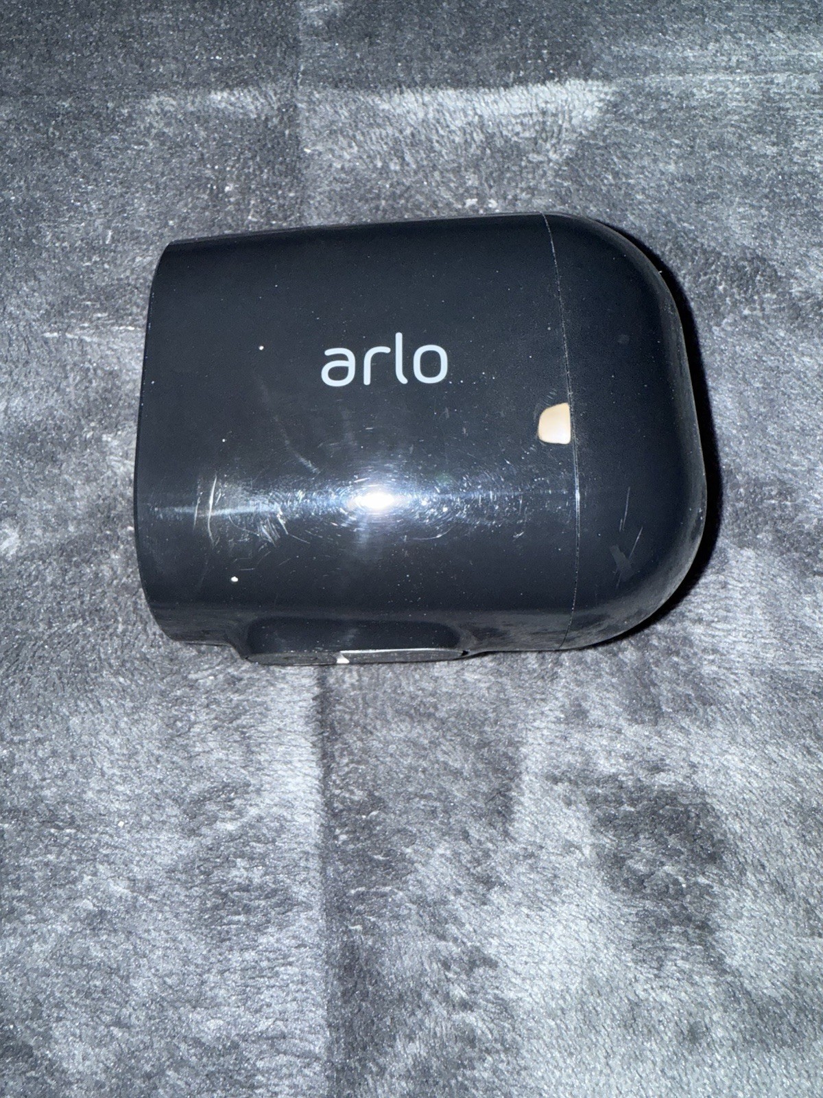 Arlo Essential VMC2030B Spotlight Indoor/Outdoor Wire-Free 1080p Camera Black