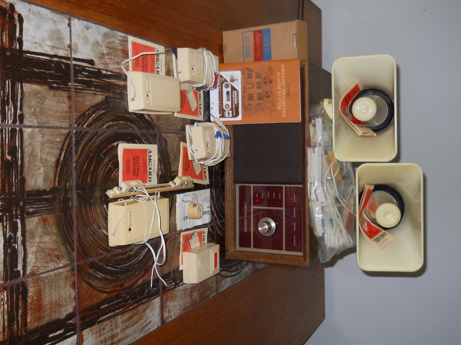 Vintage Amway Amgard Perimeter Alarm System Home Security Kit