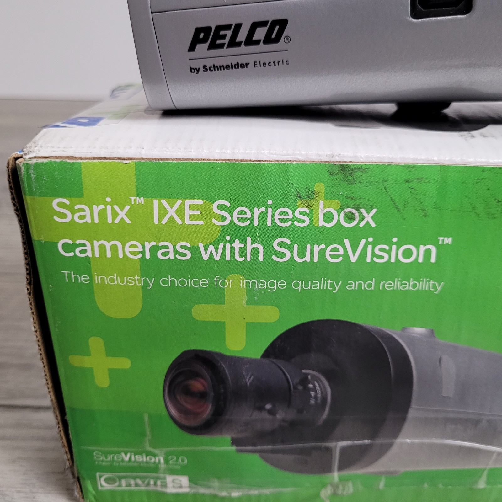 Pelco Sarix IXE Series Box Camera w/SureVision IP SRX E CAM 1MP Ver 2.1/2.0 NEW