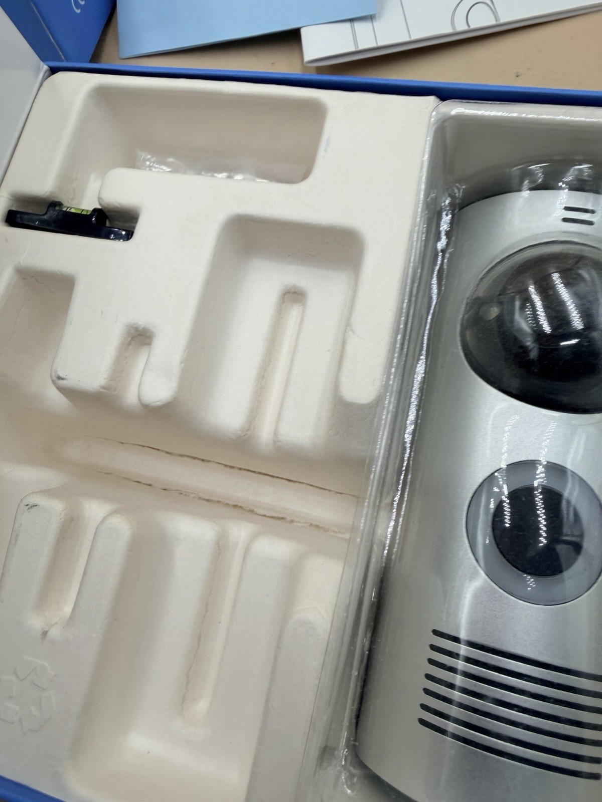 Doorbot Wi-Fi the Doorbell for Smartphones & Tablets Please Read