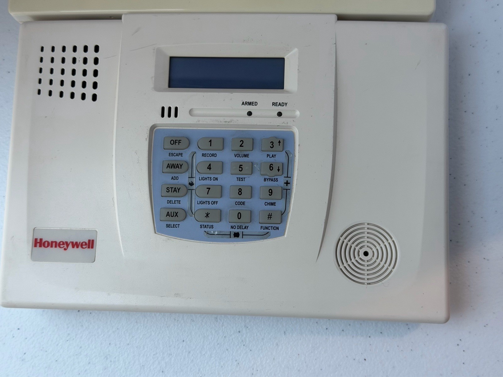Honeywell LYNXR-1/LYNXR-2 Series Security Panel Lot Untested