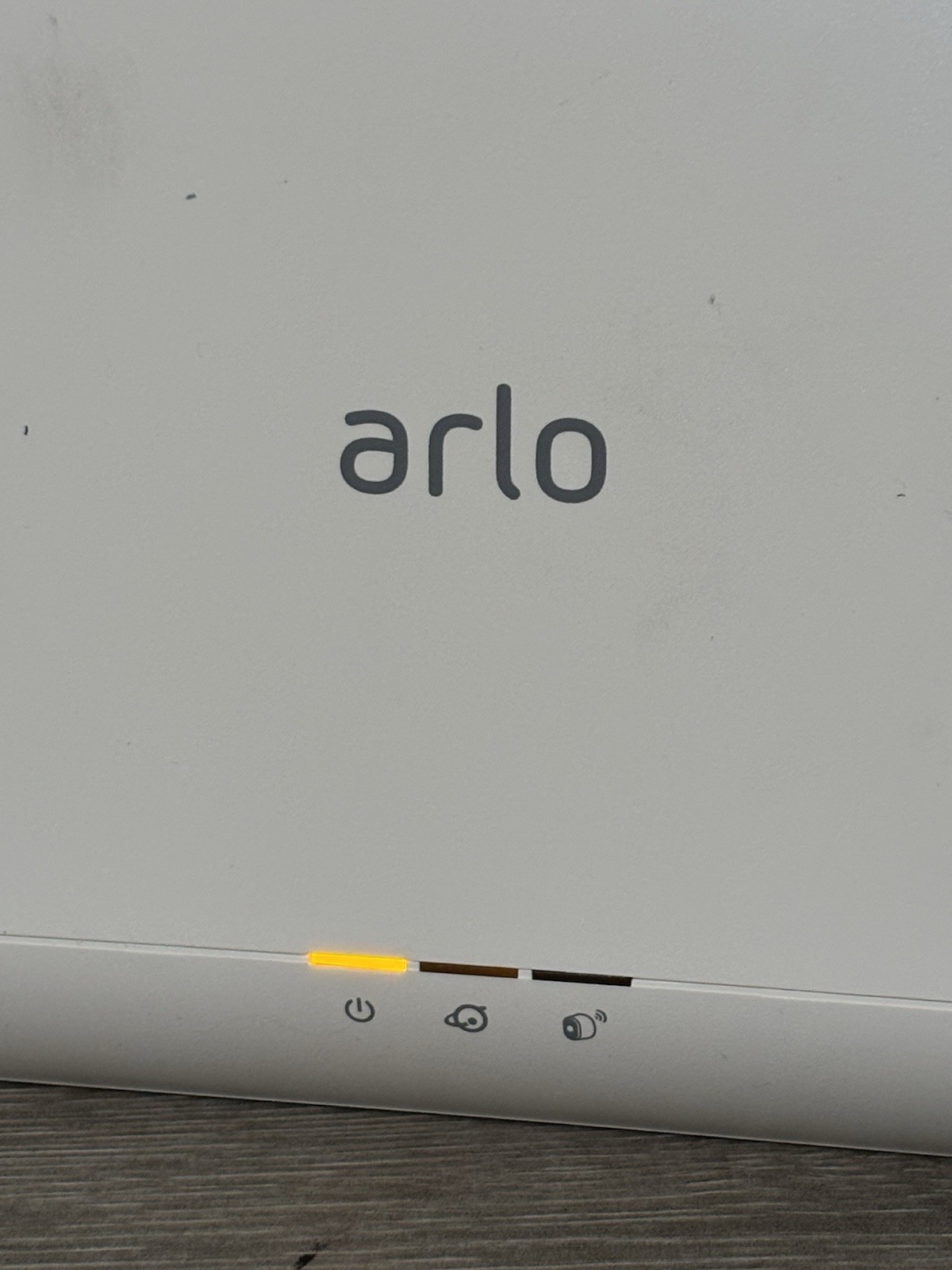 2x NETGEAR Arlo Base Stations VMB40000 VMB4540 and 2 VMC4030P Cameras – AS-IS