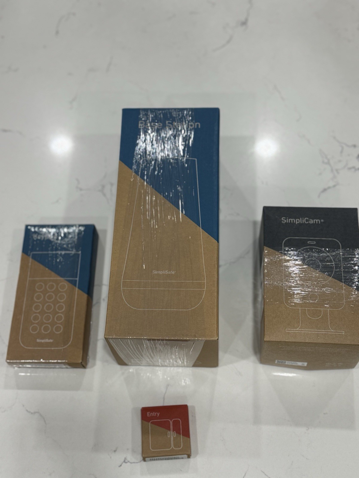 SimpliSafe Gen 3 Bundle – BS3W Base, KP3W Keypad, ES3 Sensors, SSCM1 Camera