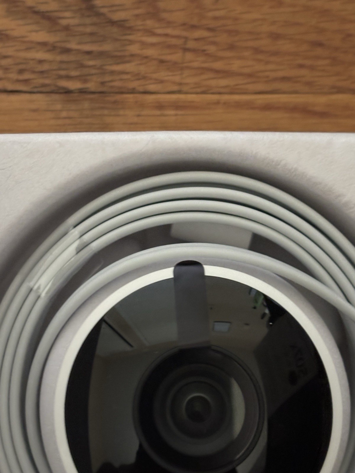 New Google Nest Cam Outdoor 1st Gen A0033 (NC2100ES) – Open Box !