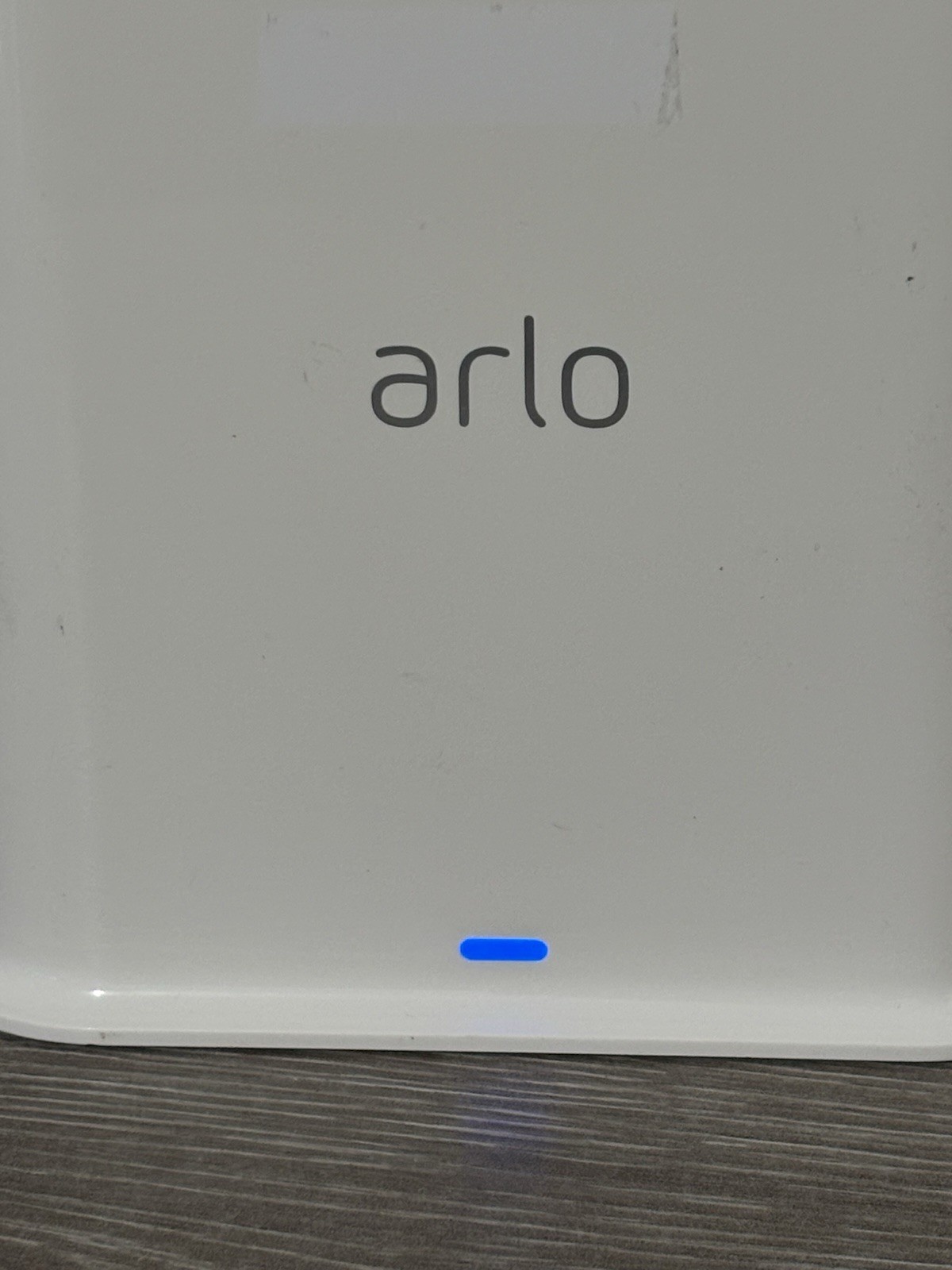 2x NETGEAR Arlo Base Stations VMB40000 VMB4540 and 2 VMC4030P Cameras – AS-IS